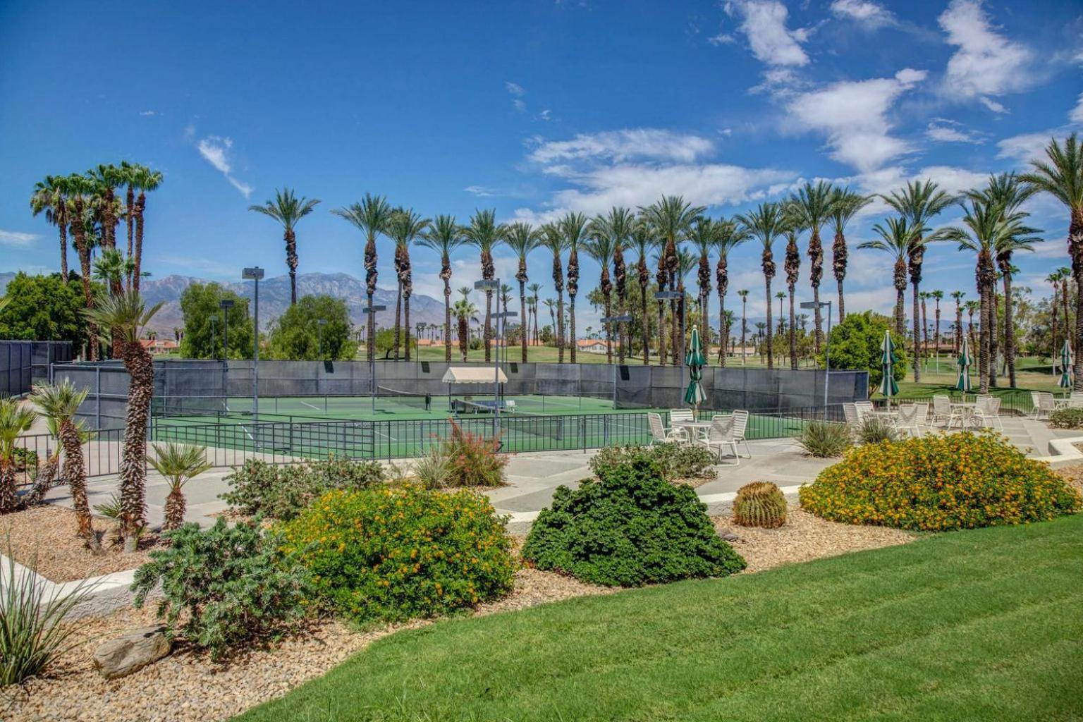 Idyll In The Desert - Immaculate Palm Desert Getaway Exterior foto
